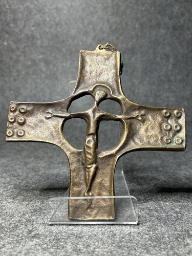 Brutalist bronze kreuz - bronze,